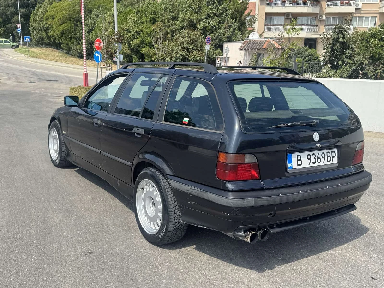 BMW 325 TDS, снимка 3 - Автомобили и джипове - 56047332