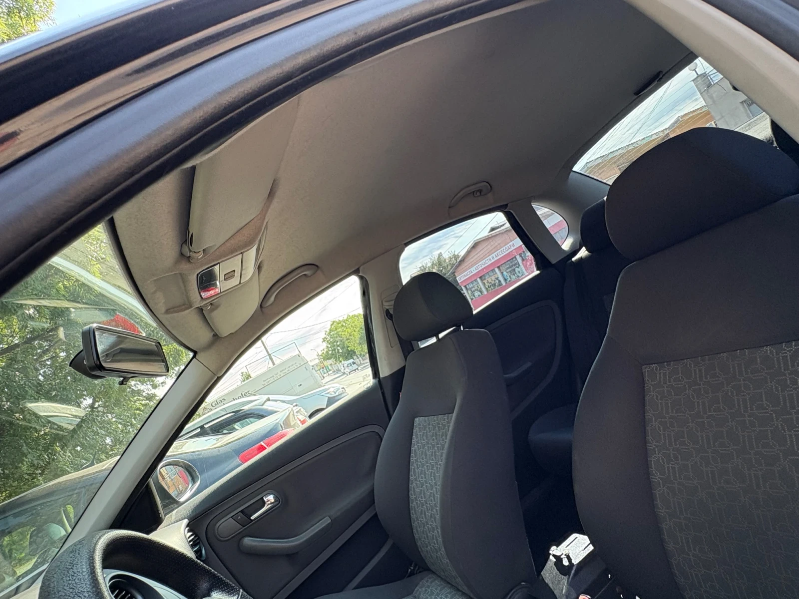 Seat Cordoba 1.4i, снимка 8 - Автомобили и джипове - 56106155