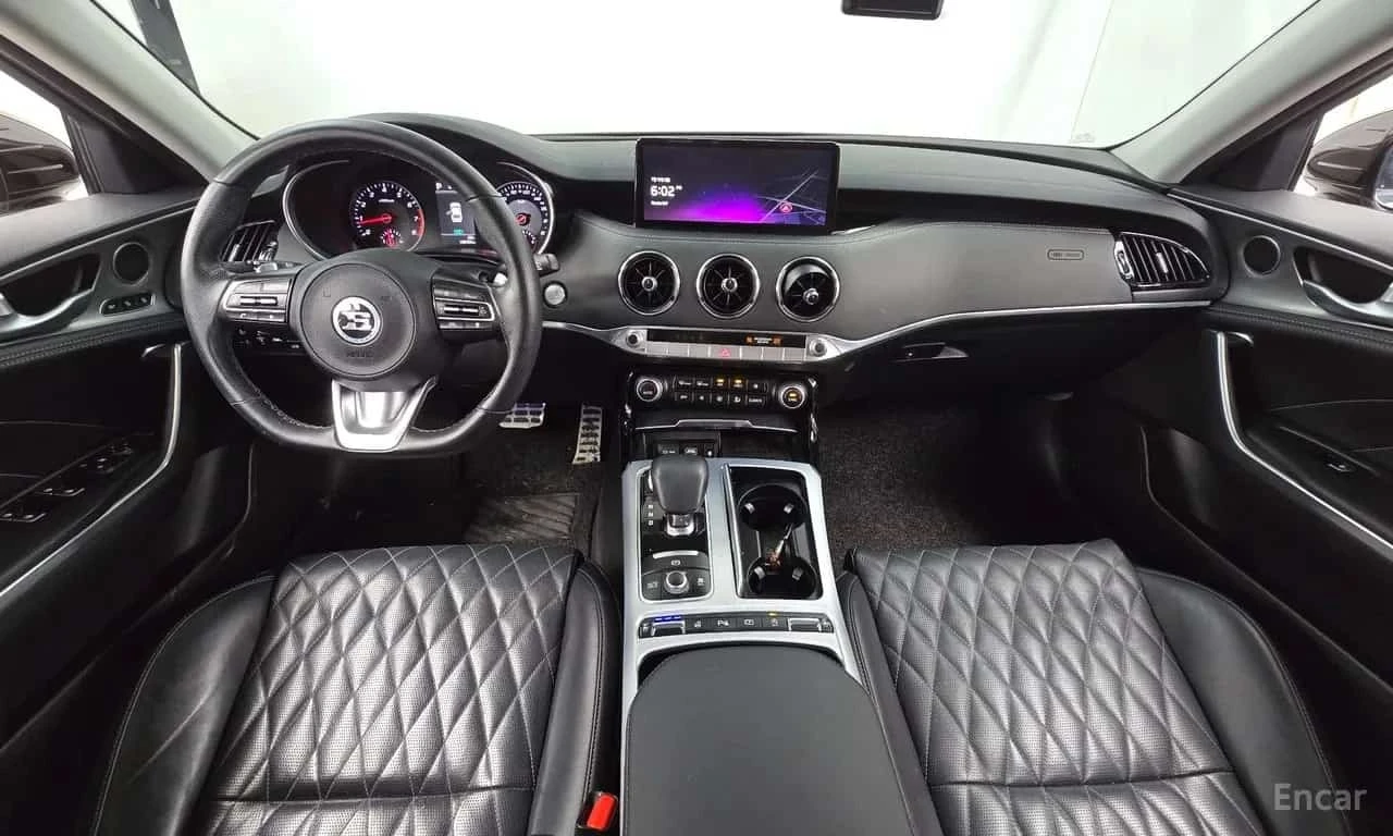 Kia Stinger * 2.5 Masters * Обдухване * Панорама * Keyless *  , снимка 11 - Автомобили и джипове - 56249073