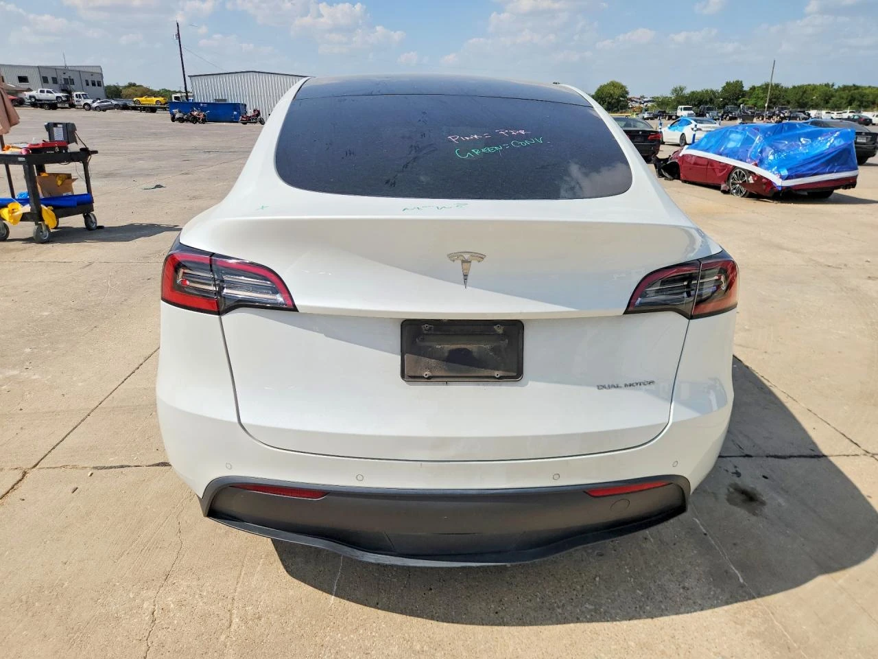 Tesla Model Y, снимка 6 - Автомобили и джипове - 56375323