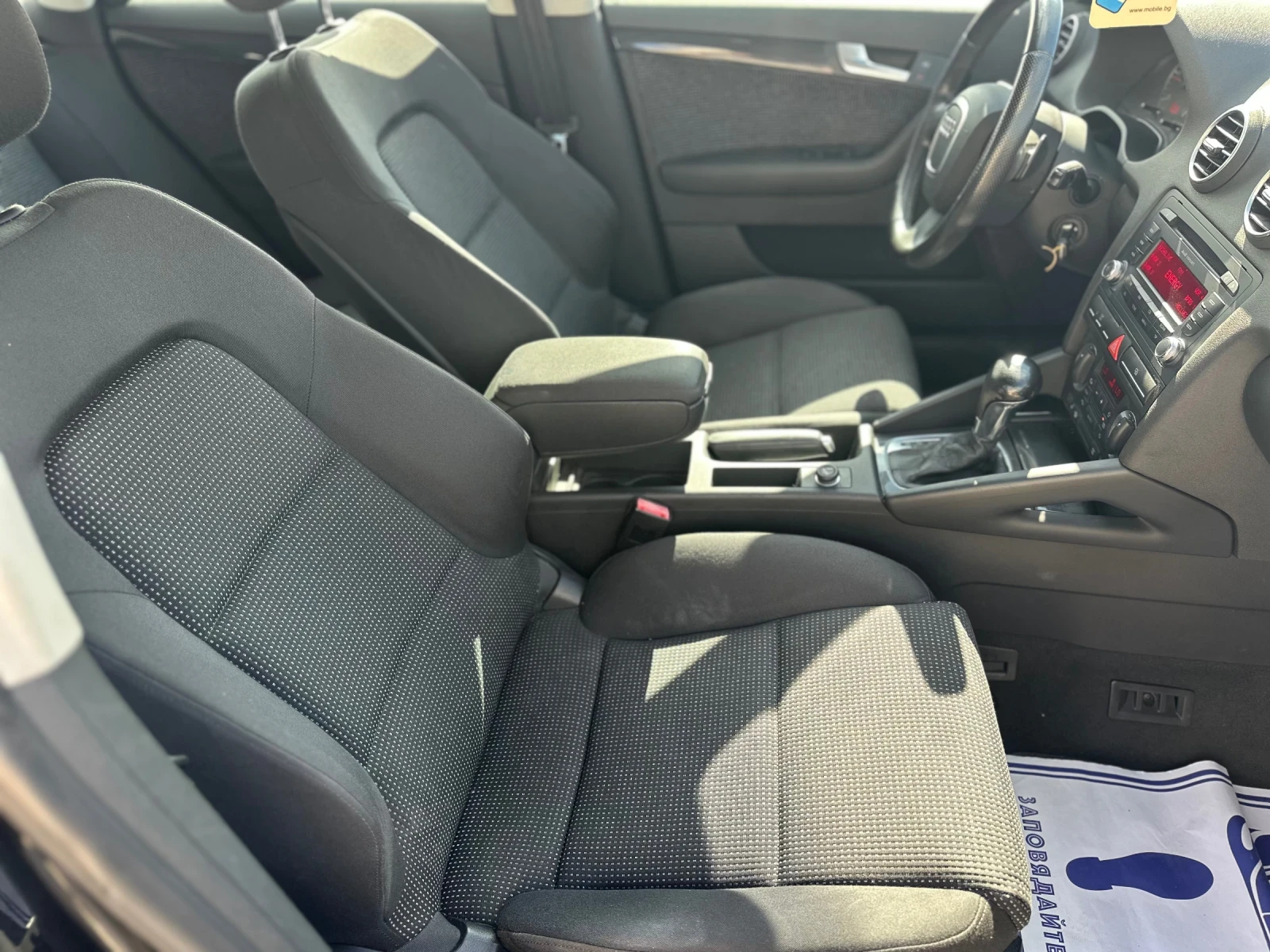 Audi A3 2.0 АВТОМАТИК, снимка 11 - Автомобили и джипове - 56543367