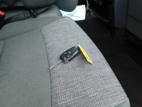 Ford F150 XLT* SUPERCREW* BLIND SPOT* KEYLESS, снимка 16