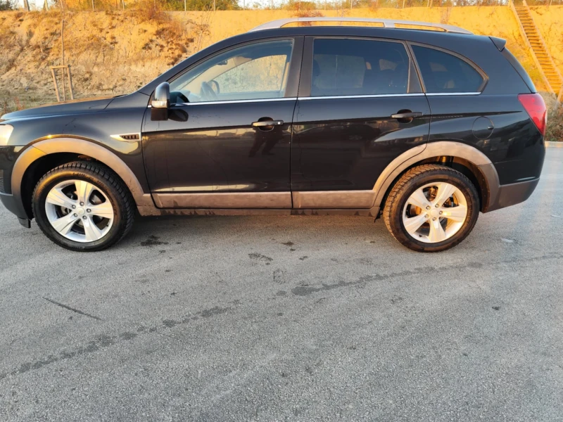 Chevrolet Captiva, снимка 3 - Автомобили и джипове - 48010510