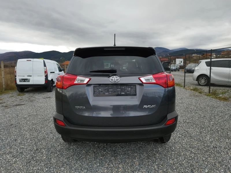 Toyota Rav4 2.0   D-4D     , снимка 4 - Автомобили и джипове - 48056440