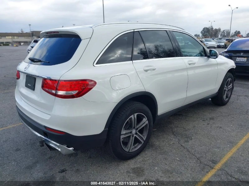 Mercedes-Benz GLC 300 2.0L I-4 DI, DOHC, VVT, TURBO, 241HP, снимка 10 - Автомобили и джипове - 49547141