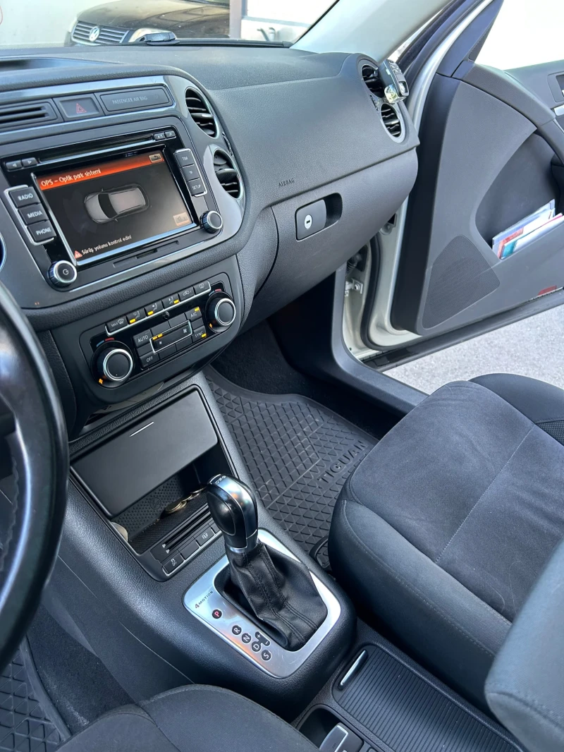VW Tiguan, снимка 5 - Автомобили и джипове - 52108509