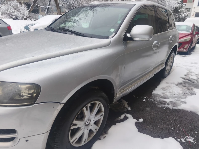 VW Touareg 5.0 TDI, снимка 4 - Автомобили и джипове - 53574920
