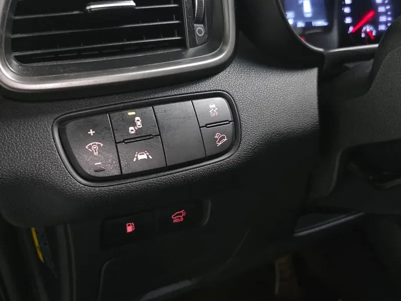 Kia Sorento 2.2 4Wd Noblesse Special - САМО 30% АВАНС!, снимка 17 - Автомобили и джипове - 55474394