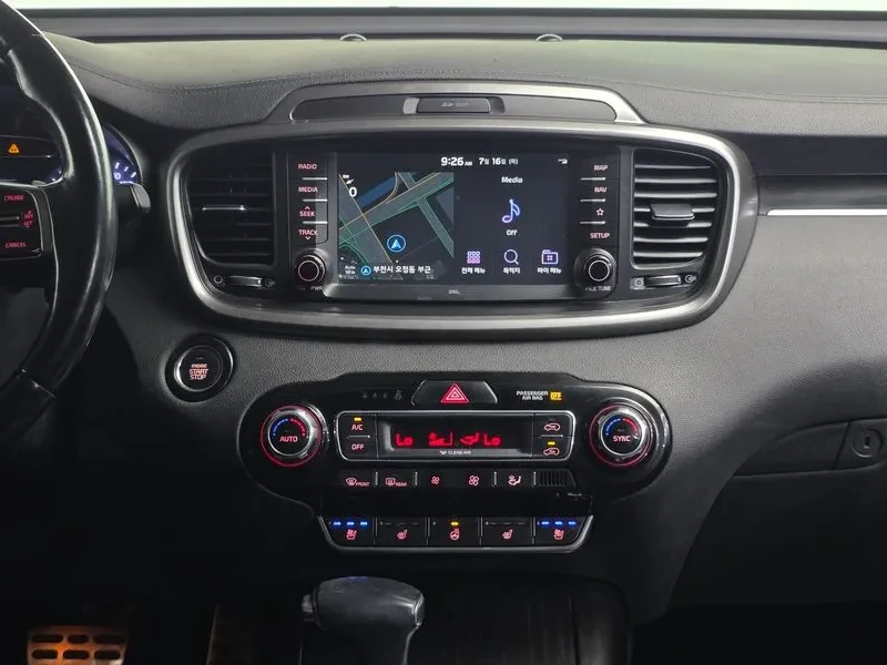 Kia Sorento 2.2 4Wd Noblesse Special - САМО 30% АВАНС!, снимка 12 - Автомобили и джипове - 55474394