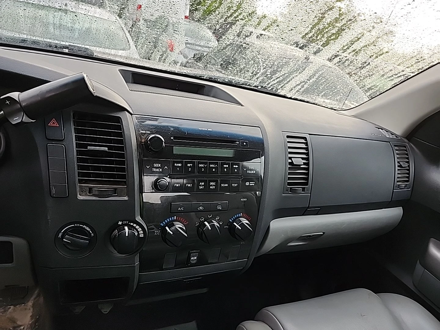 Toyota Tundra 2013* 4.6 V8* TOP DEAL* ШОУРУМ - изображение 8
