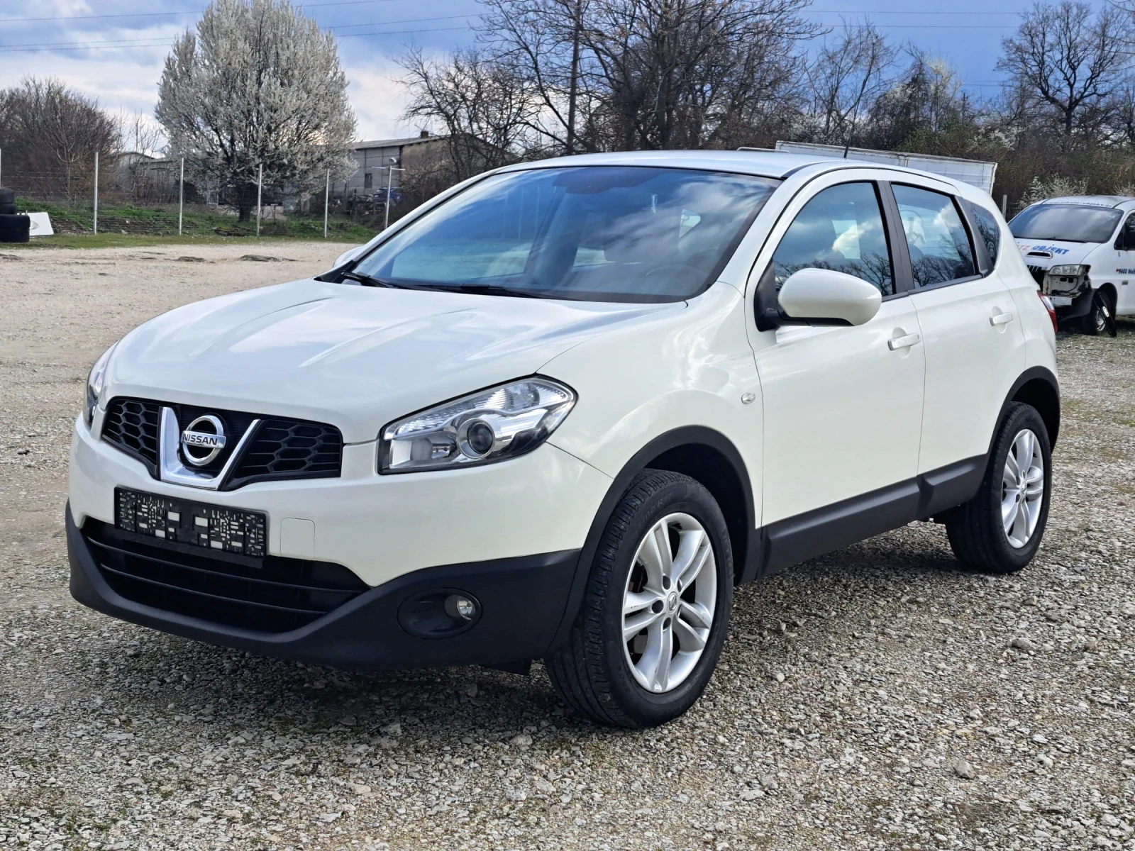 Nissan Qashqai 2.0 i auto 4x4  | Mobile.bg   1