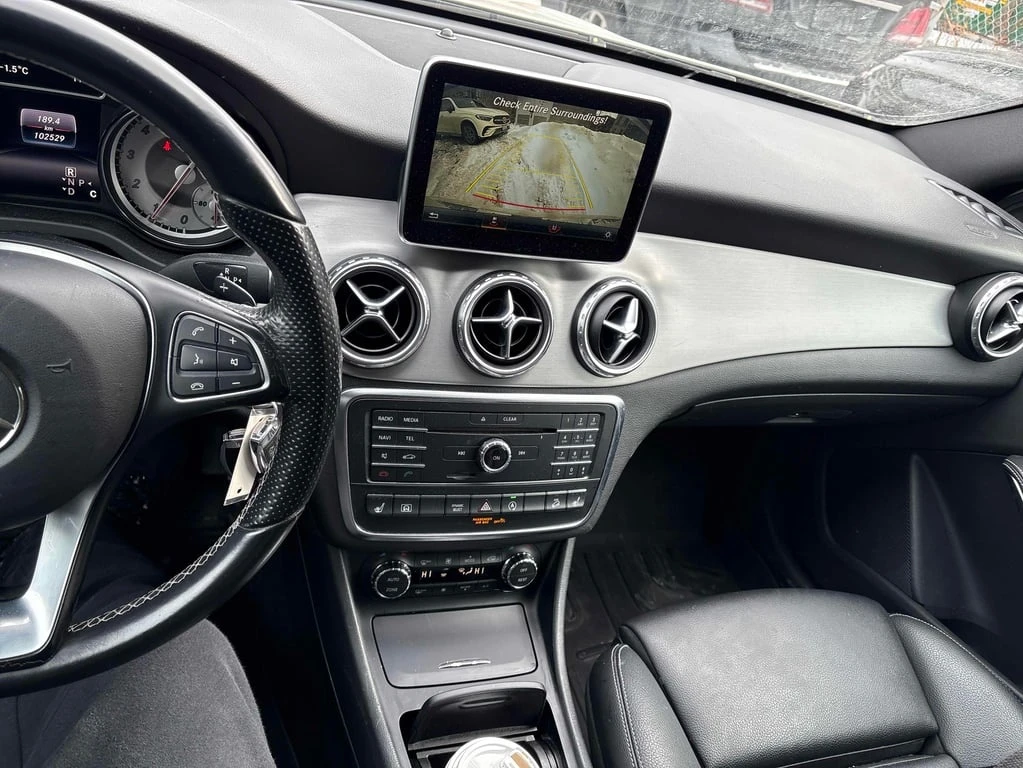 Mercedes-Benz GLA 4MATIC* FULLMAX ЕКСТРИ* ТРИ КЛЮЧА* ПРЕДСТАВИТЕЛСТВ - изображение 9