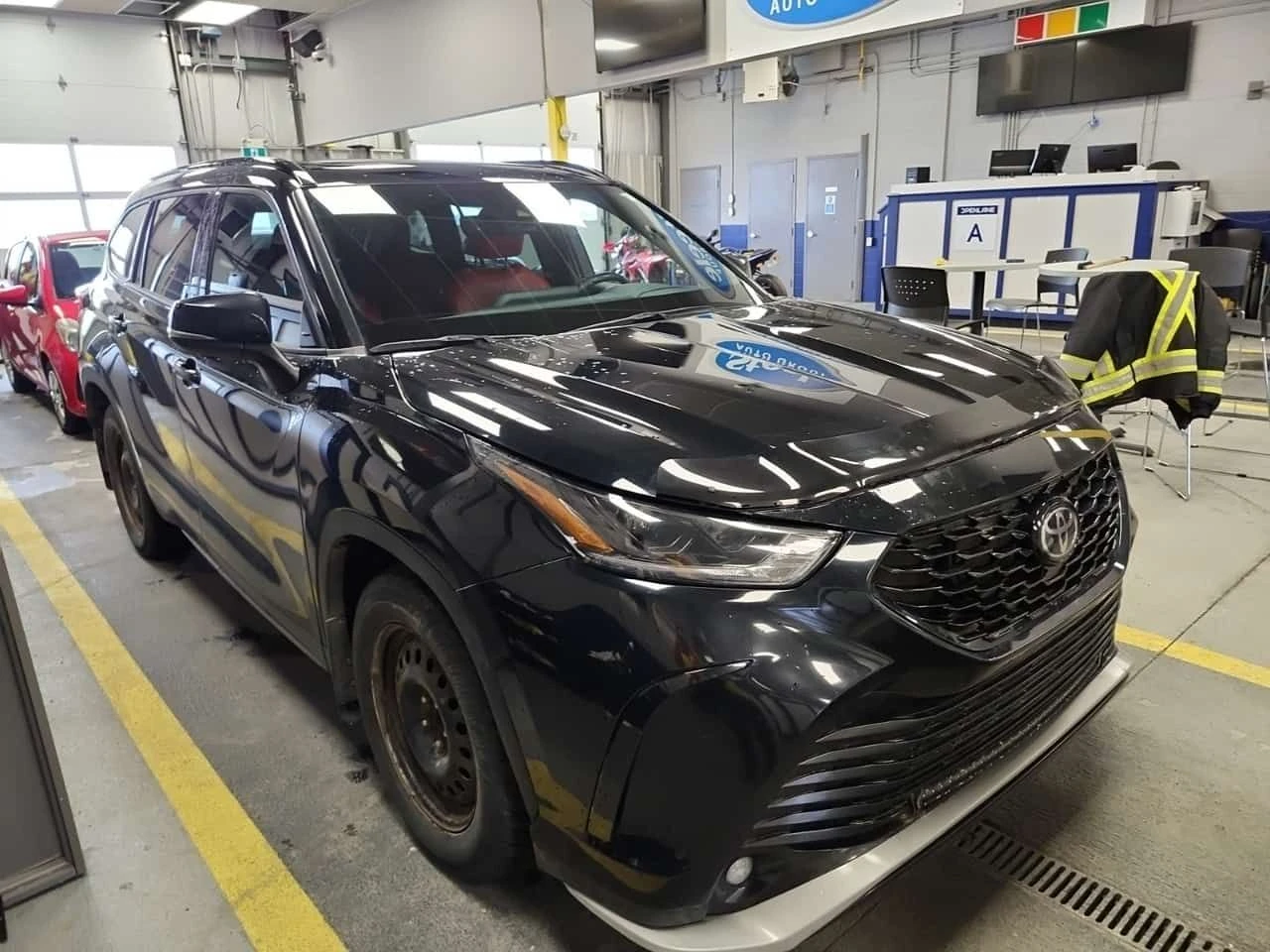 Toyota Highlander * XSE * CARFAX * БЕЗ ПЪРВОНАЧАЛНА ВНОСКА, снимка 2 - Автомобили и джипове - 53905480