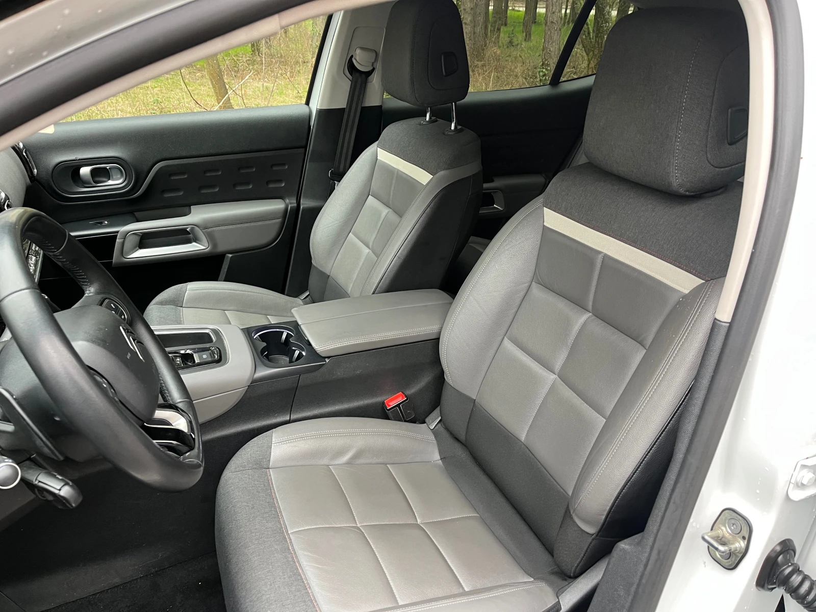 Citroen C5 Aircross FULL АВТОМАТИК SHINE ЕАТ8, снимка 12 - Автомобили и джипове - 54000375