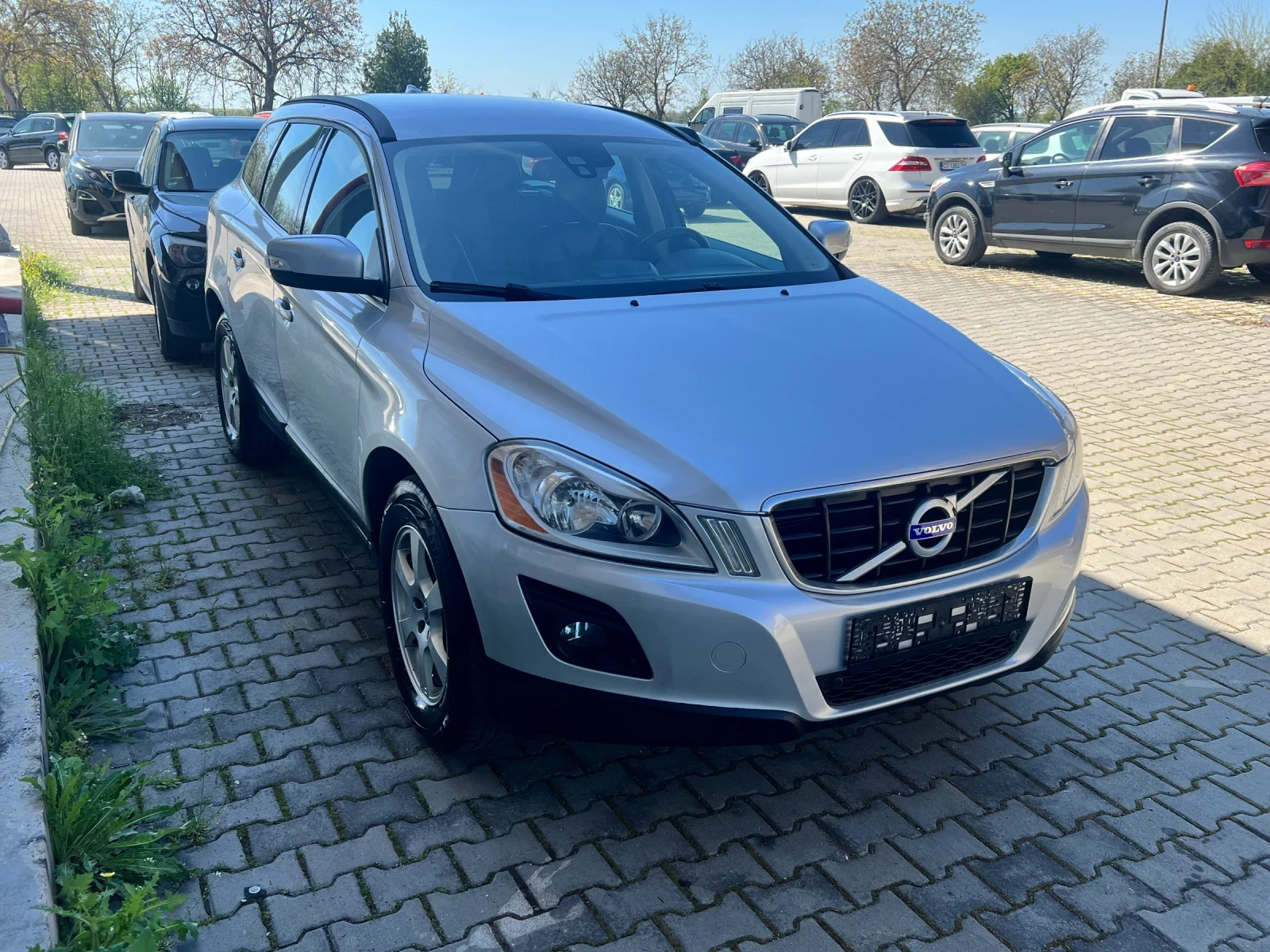 Volvo XC60 2.4 Д5* 4х4* , снимка 2 - Автомобили и джипове - 54317686