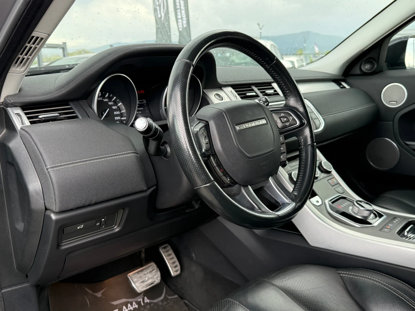 Land Rover Range Rover Evoque 2.0D* 2016г* 177.000КМ* Сервизна История* НОВА* , снимка 8 - Автомобили и джипове - 54528836
