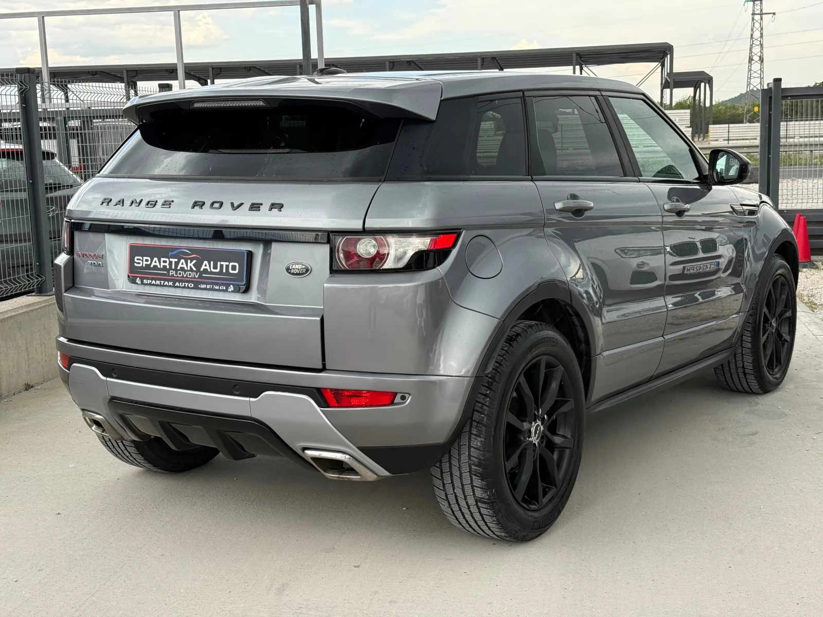Land Rover Range Rover Evoque 2.0D* 2016г* 177.000КМ* Сервизна История* НОВА* , снимка 4 - Автомобили и джипове - 54528836