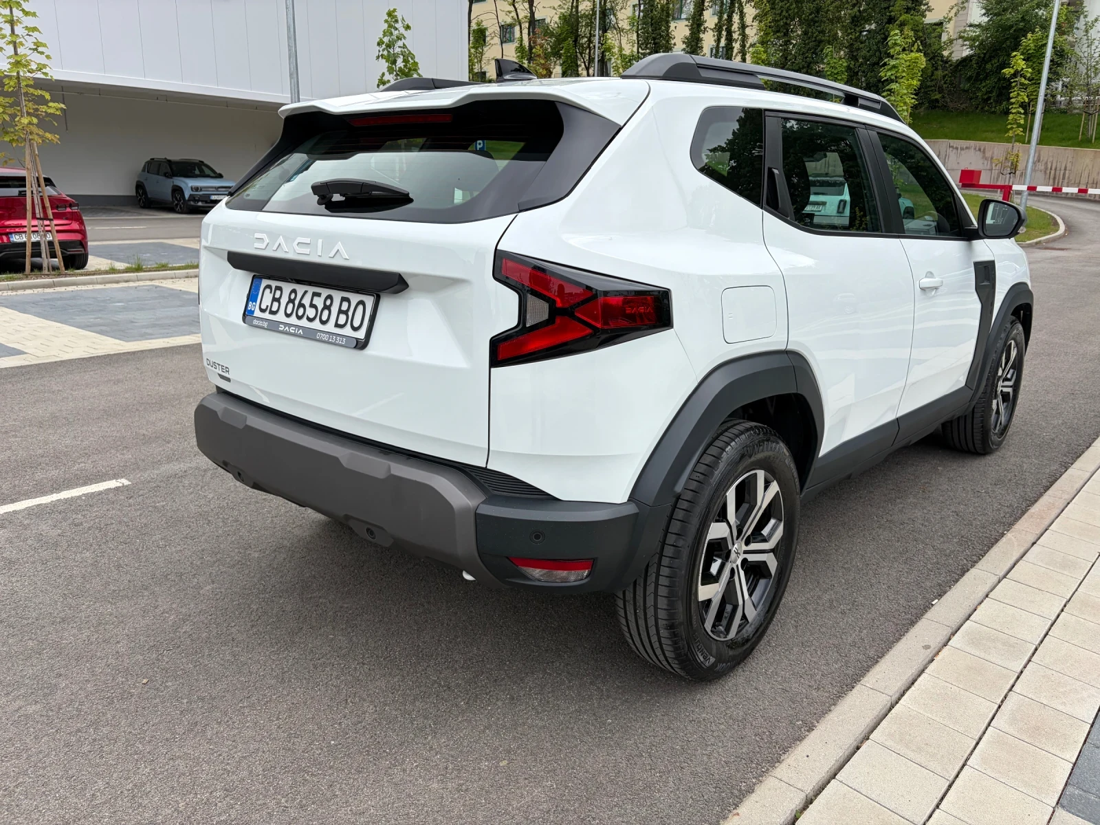 Dacia Duster Hybrid 140 , снимка 3 - Автомобили и джипове - 54563263