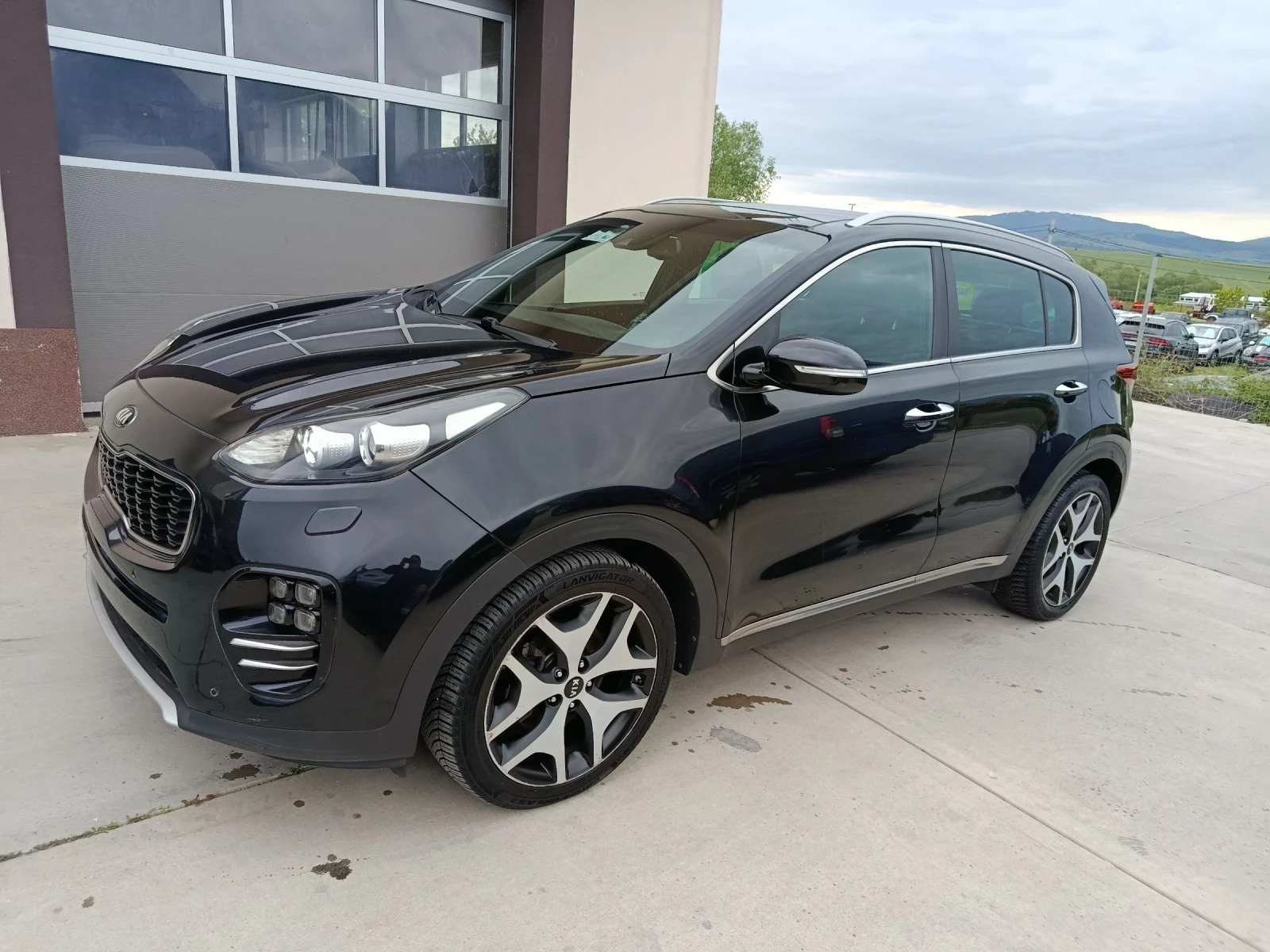 Kia Sportage 2.0D 4x4 GT-LINE Кожа Панорама, снимка 2 - Автомобили и джипове - 54634294