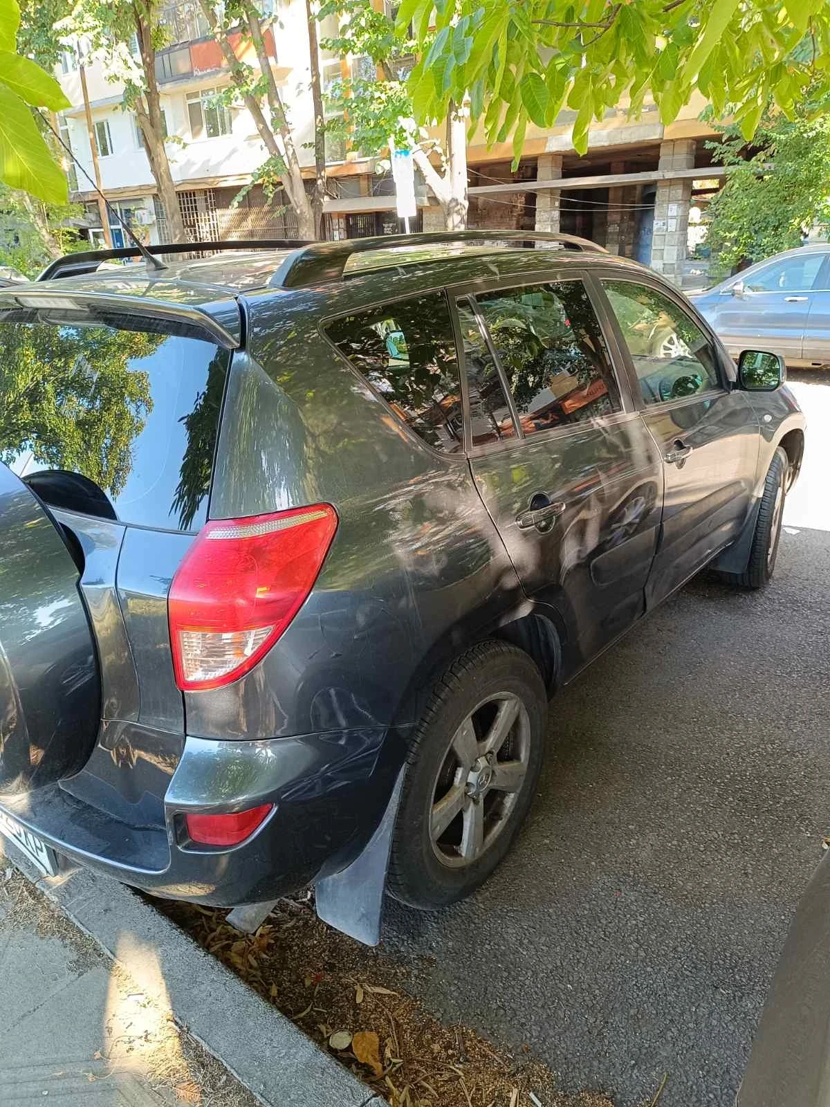 Toyota Rav4, снимка 5 - Автомобили и джипове - 55467474