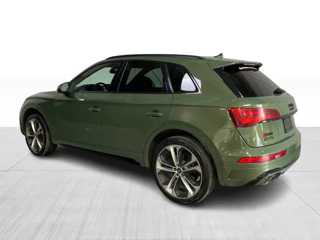 Audi SQ5 HeadUp* Distr* Bang&Olufsen* 360* Pano* Подгреви, снимка 2 - Автомобили и джипове - 55500646