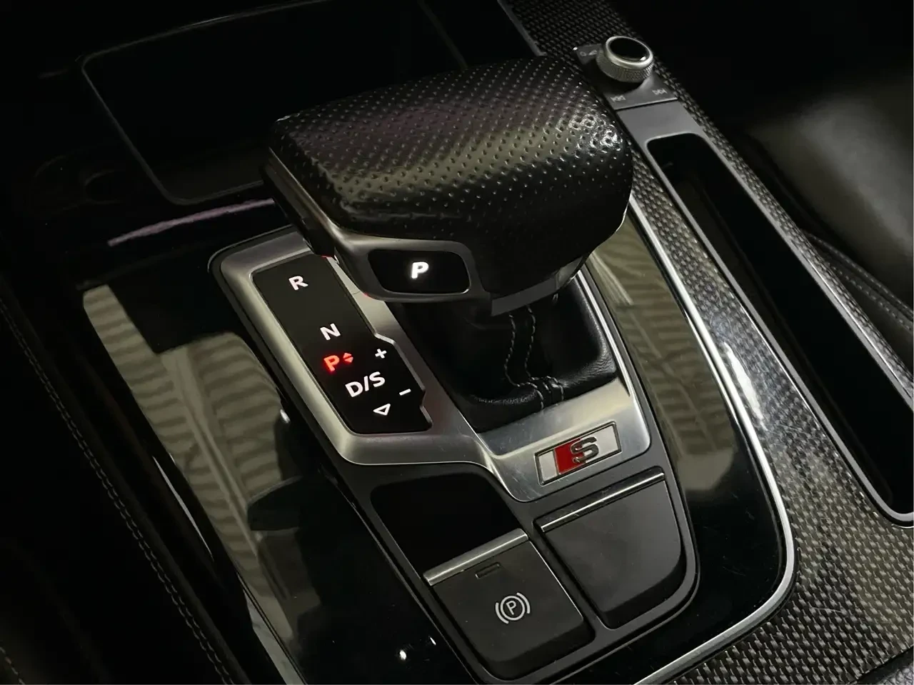 Audi SQ5 HeadUp* Distr* Bang&Olufsen* 360* Pano* Подгреви, снимка 12 - Автомобили и джипове - 55500646
