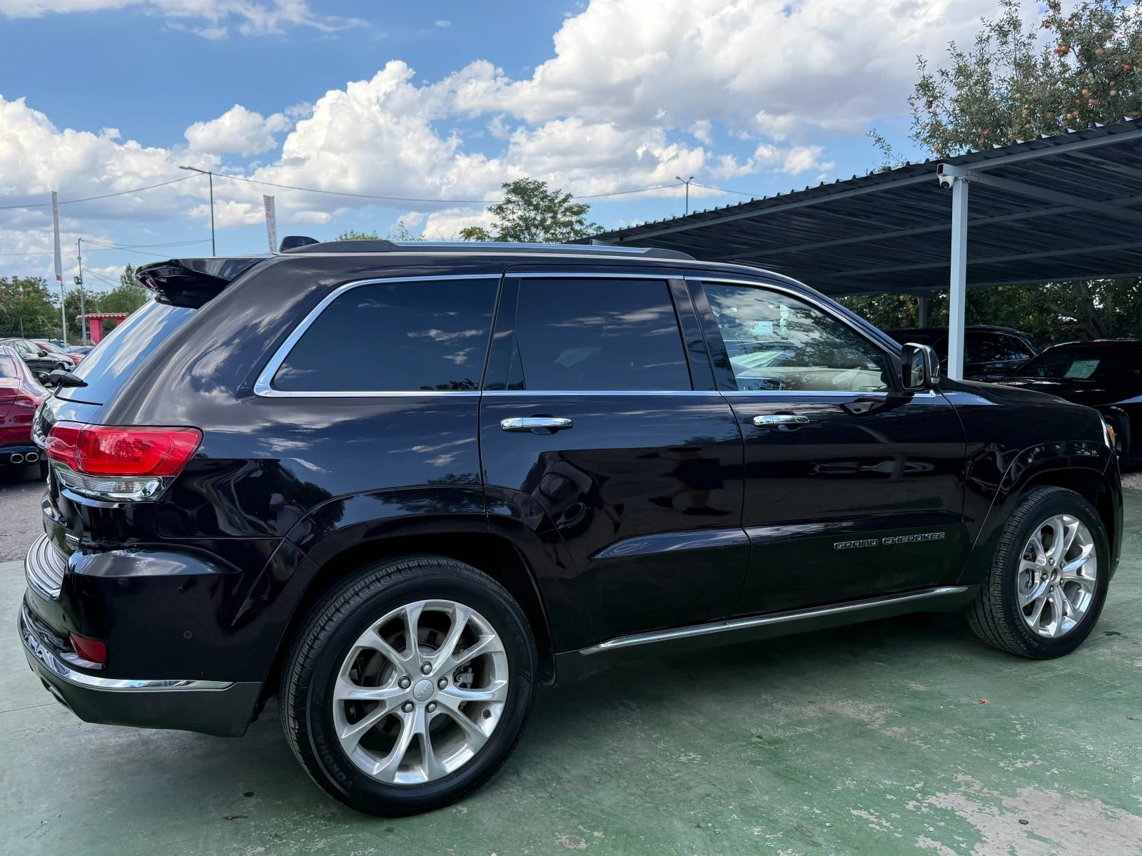 Jeep Grand cherokee SUMMIT 5.7, снимка 4 - Автомобили и джипове - 55977871
