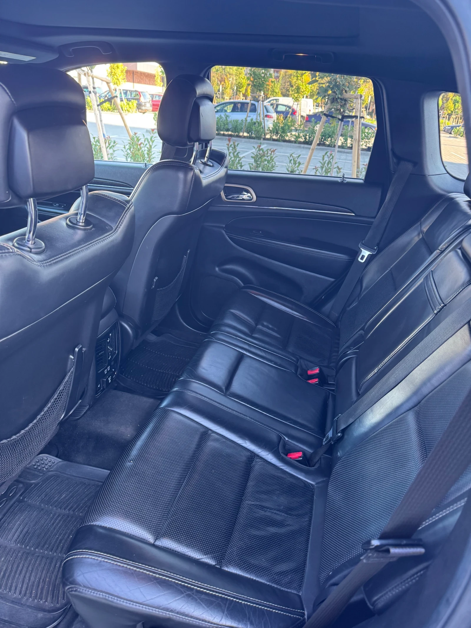 Jeep Grand cherokee 3.6, снимка 10 - Автомобили и джипове - 56513955