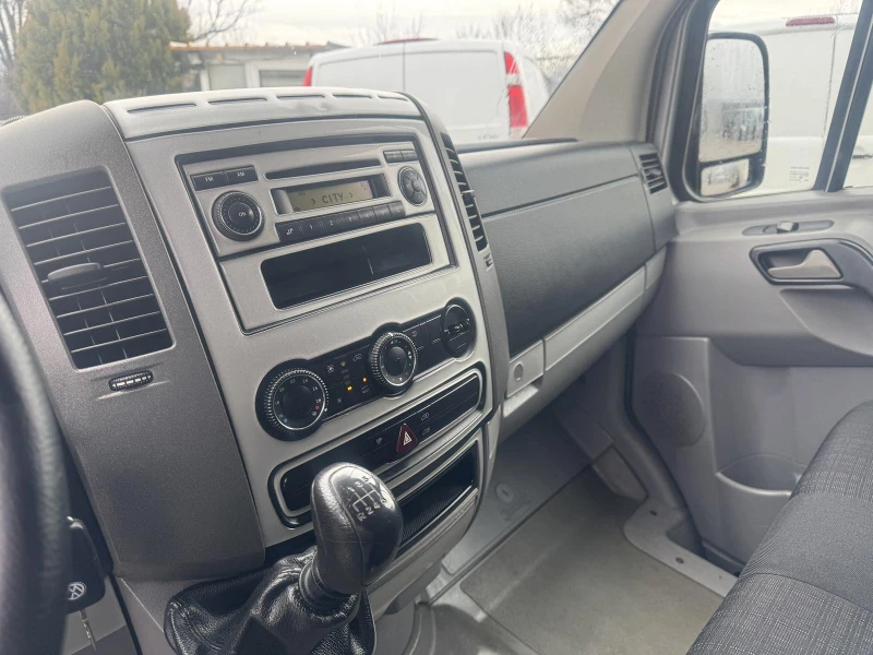 VW Crafter MAXI, 7-MESTEN, KLIMA, снимка 10 - Бусове и автобуси - 53052514