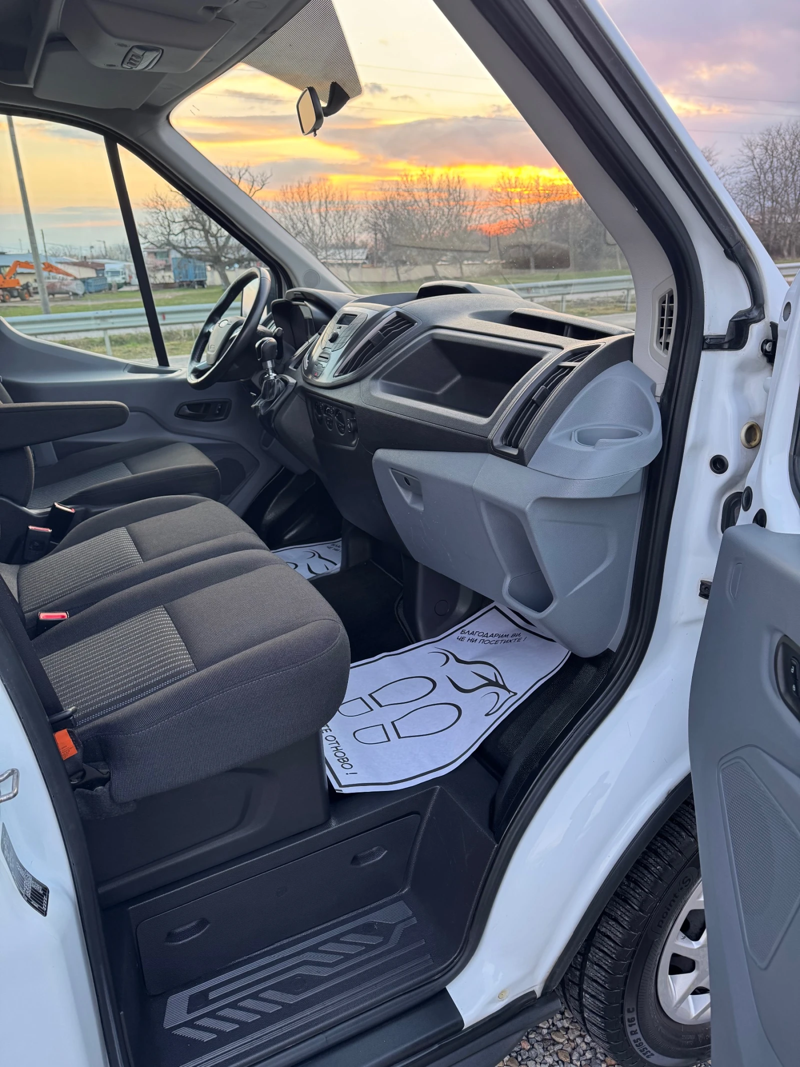 Ford Transit 2.2TDCI* 125кс* ЛЕД Фарове* Климатик* Оригинал* 6с, снимка 17 - Бусове и автобуси - 53989895