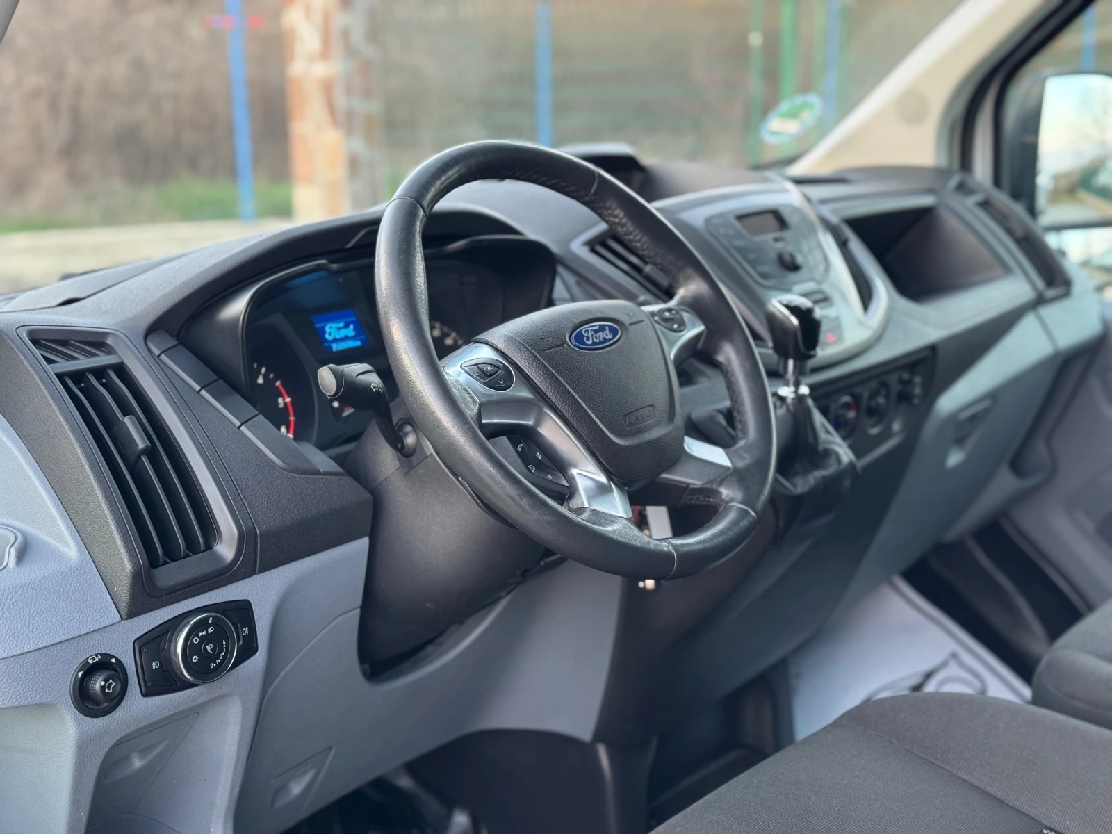 Ford Transit 2.2TDCI* 125кс* ЛЕД Фарове* Климатик* Оригинал* 6с, снимка 13 - Бусове и автобуси - 53989895