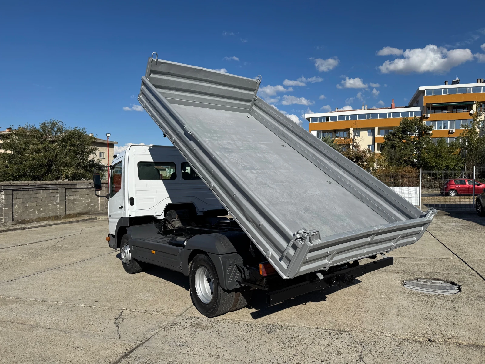 Mercedes-Benz Atego 815 , тристранен самосвал , кош:4м, снимка 3 - Камиони - 56187936