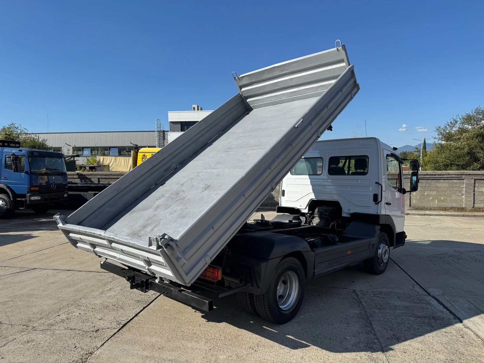 Mercedes-Benz Atego 815 , тристранен самосвал , кош:4м, снимка 4 - Камиони - 56187936
