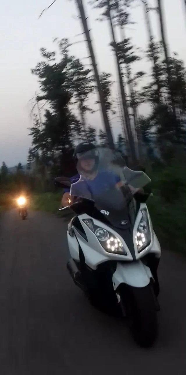 Kymco Downtown 125i, снимка 11 - Мотоциклети и мототехника - 55593960