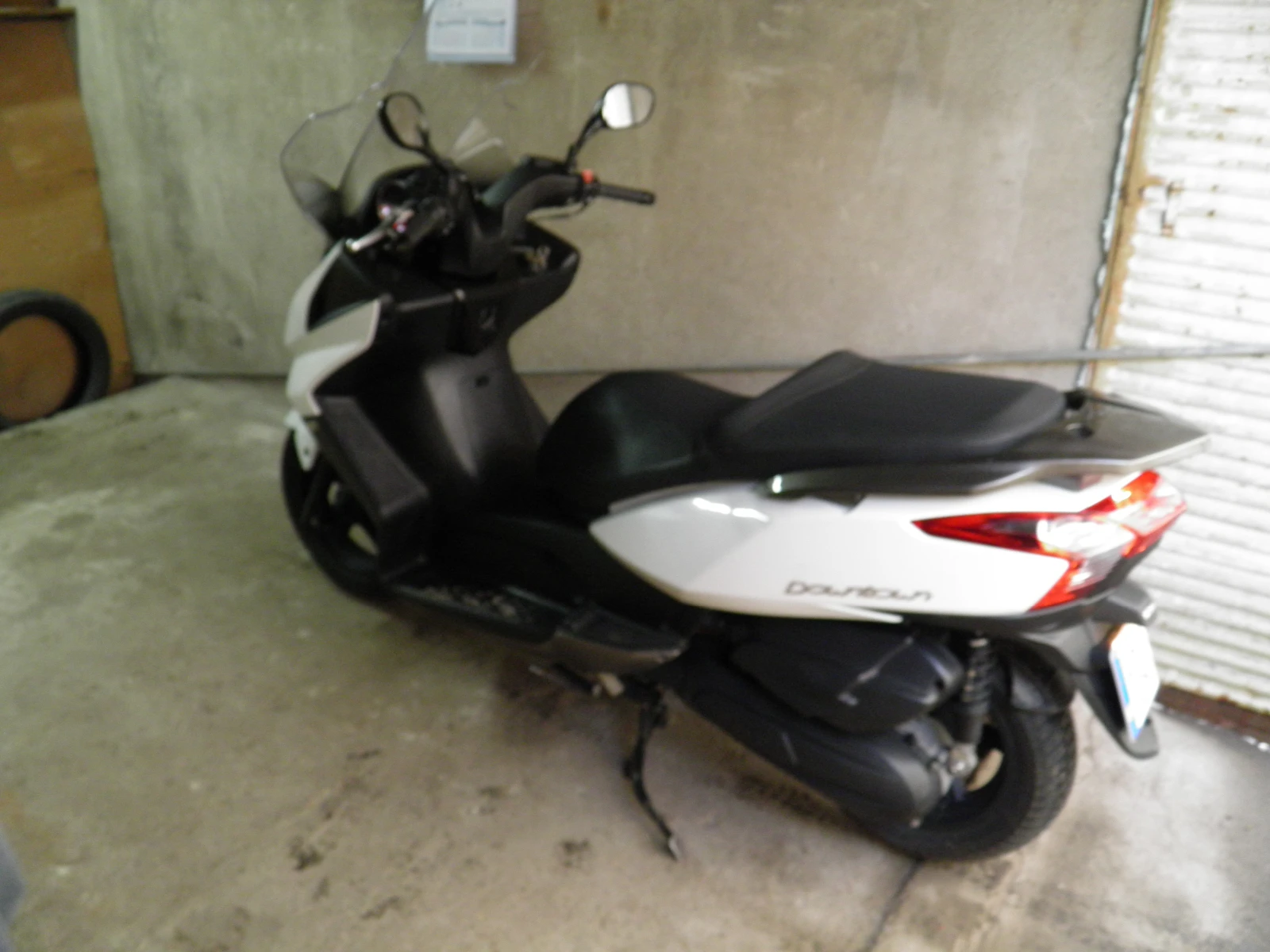 Kymco Downtown 125i, снимка 10 - Мотоциклети и мототехника - 55593960