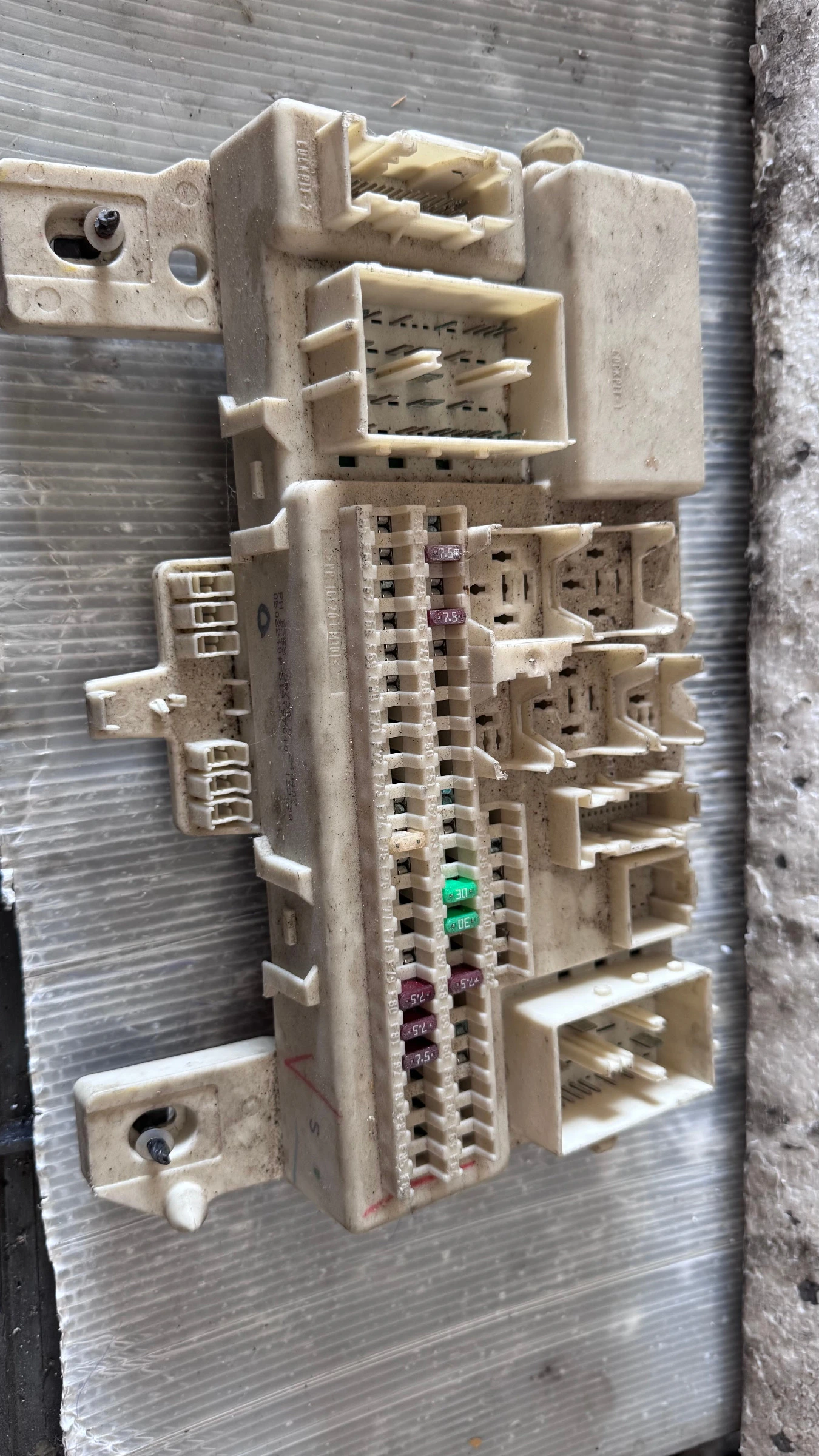 ��������� ����� (������� ����� BSI / BSM ) �� Mazda 3 - 519197040 | Mobile.bg � ����������� 1