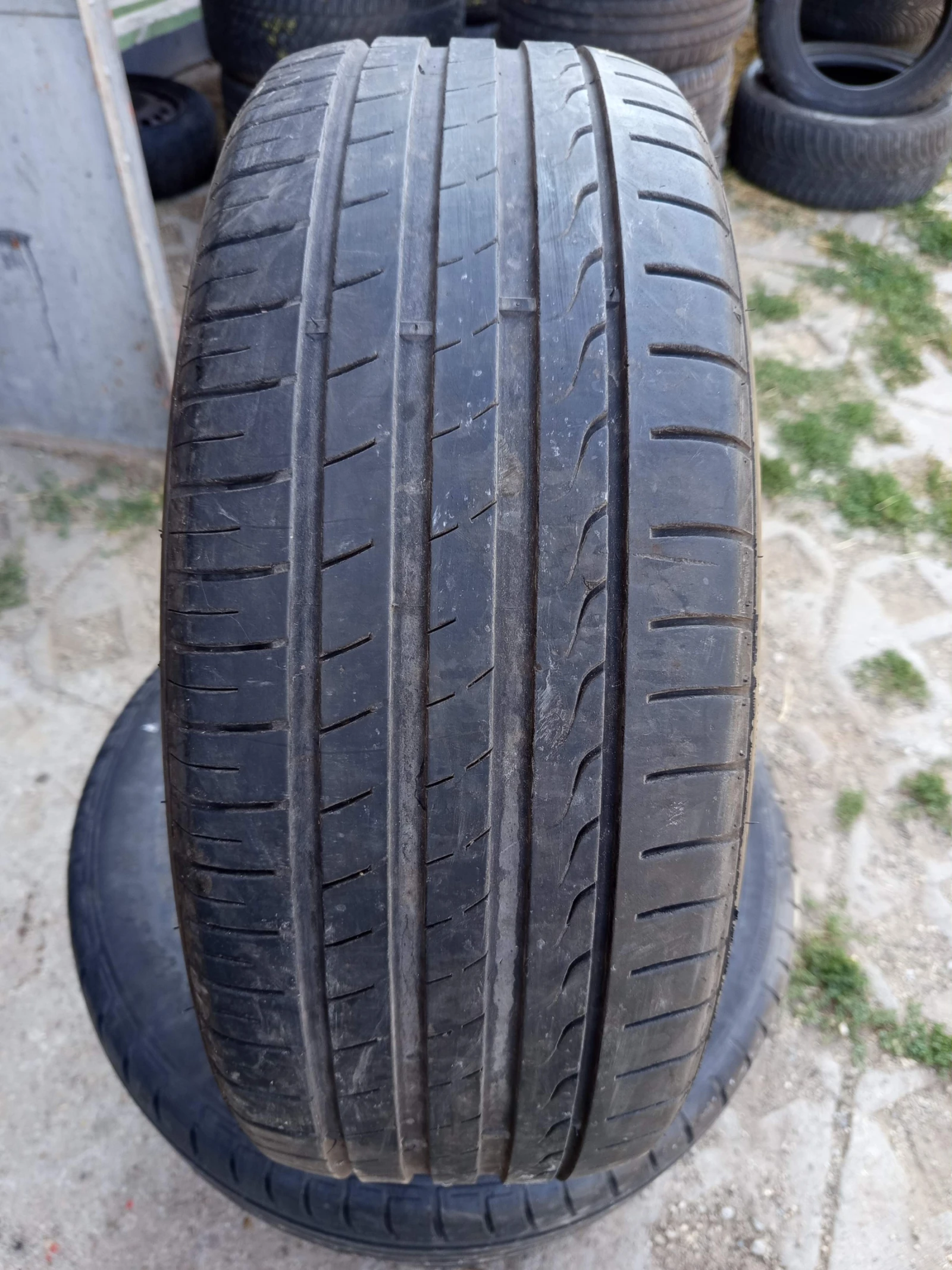 Гуми Летни 215/45R18