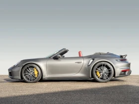 Porsche 911 Turbo S Cabriolet (992 I), снимка 2