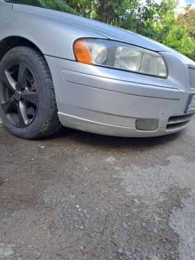     Volvo V70 D5