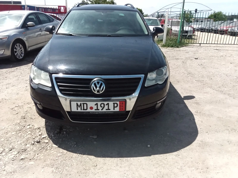 VW Passat, снимка 1 - Автомобили и джипове - 38017923