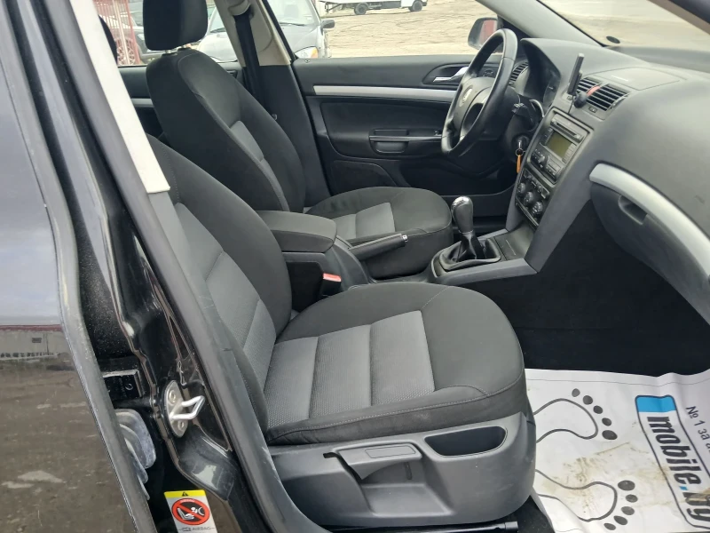 Skoda Octavia, снимка 9 - Автомобили и джипове - 38017923