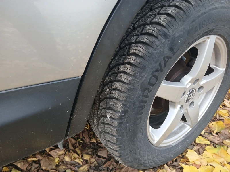 Nissan Qashqai, снимка 5 - Автомобили и джипове - 38017923