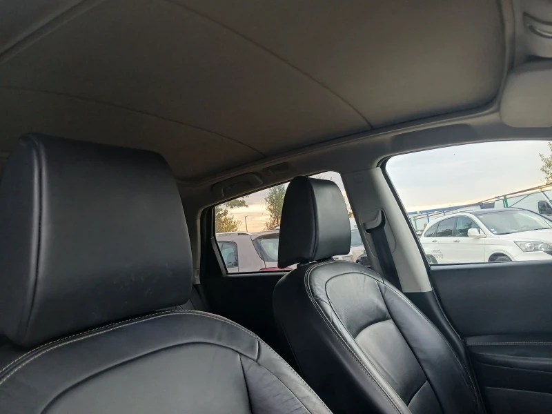 Nissan Qashqai, снимка 8 - Автомобили и джипове - 38017923