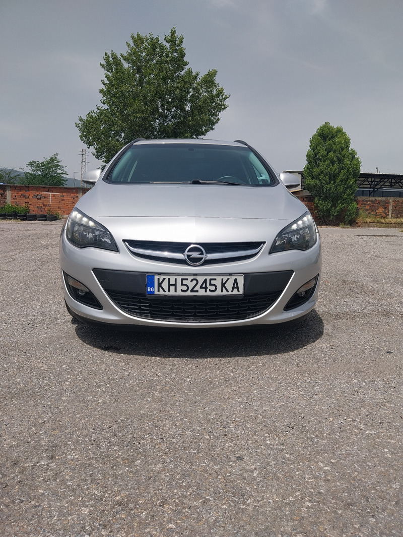 Opel Astra TOURER COSMO , снимка 1 - Автомобили и джипове - 46290856