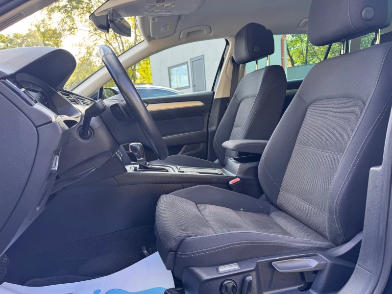 VW Passat Comfortline, 1.5 TSI Дания Дигитално табло, снимка 13 - Автомобили и джипове - 51644551