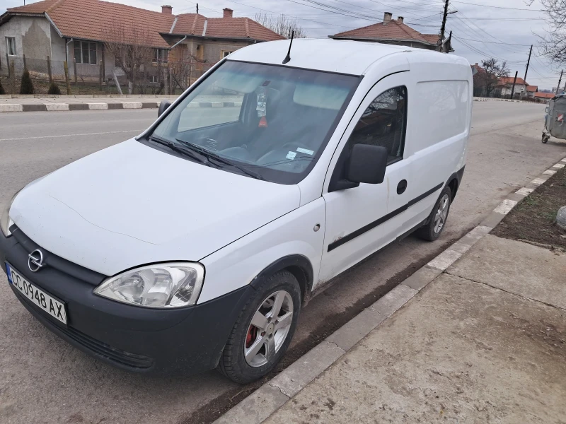 Opel Combo, снимка 1 - Автомобили и джипове - 48847534