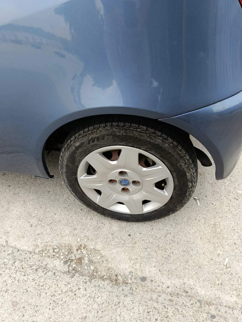 Fiat Punto 1.2 60к.с фейслифт, снимка 9 - Автомобили и джипове - 52112316