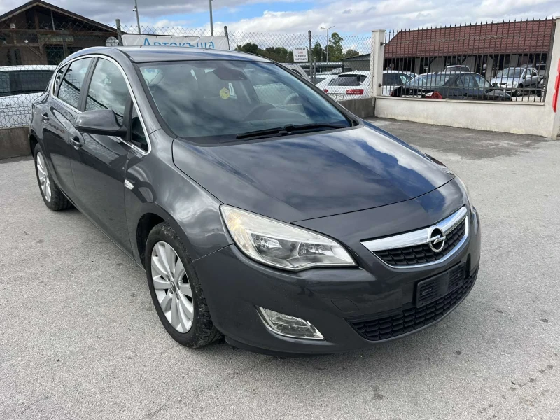 Opel Astra 1.7CDTI 125кс 6 СКОРОСТИ EURO 5A АВТОПИЛОТ ВНОС ИТ, снимка 3 - Автомобили и джипове - 51949231