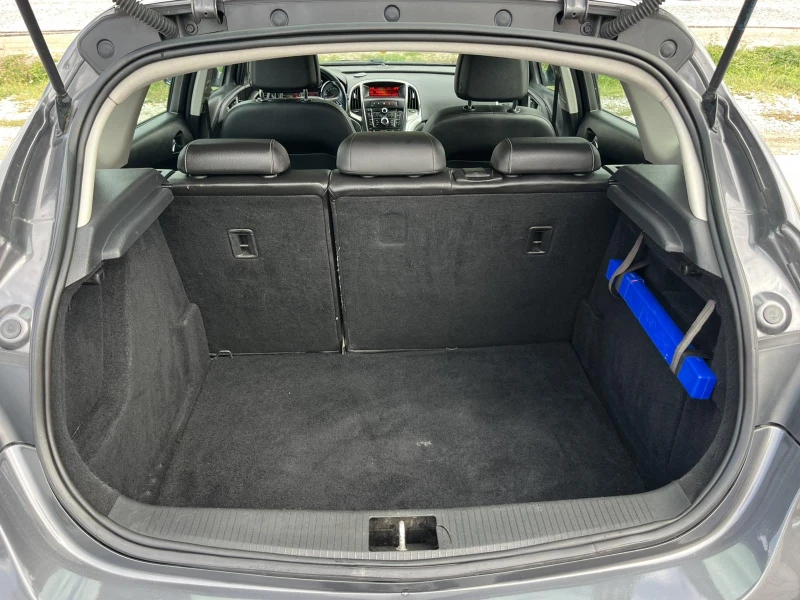 Opel Astra 1.7CDTI 125кс 6 СКОРОСТИ EURO 5A АВТОПИЛОТ ВНОС ИТ, снимка 15 - Автомобили и джипове - 51949231