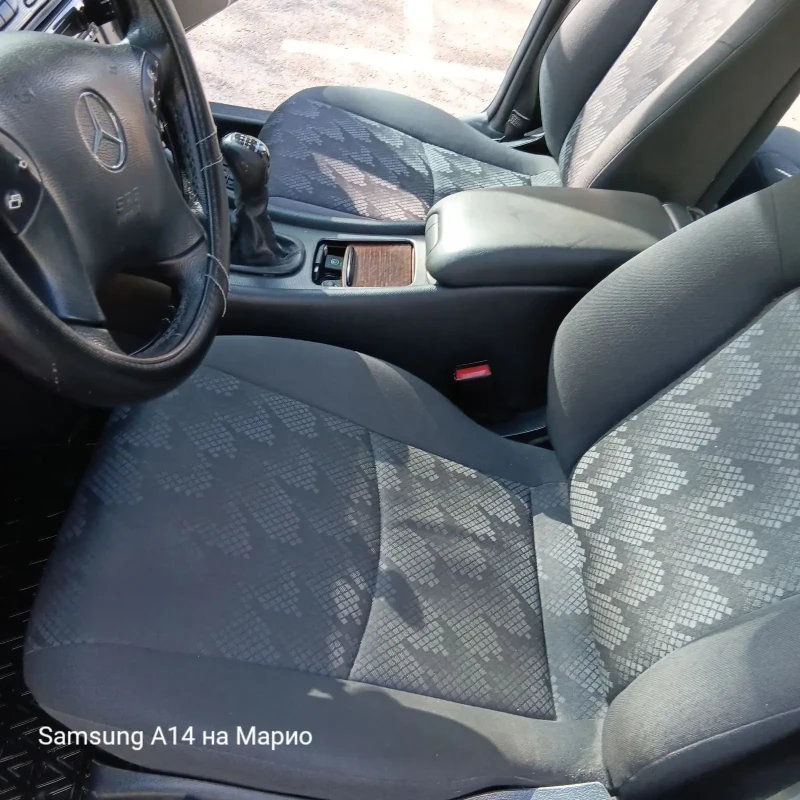 Mercedes-Benz C 180, снимка 7 - Автомобили и джипове - 51997715